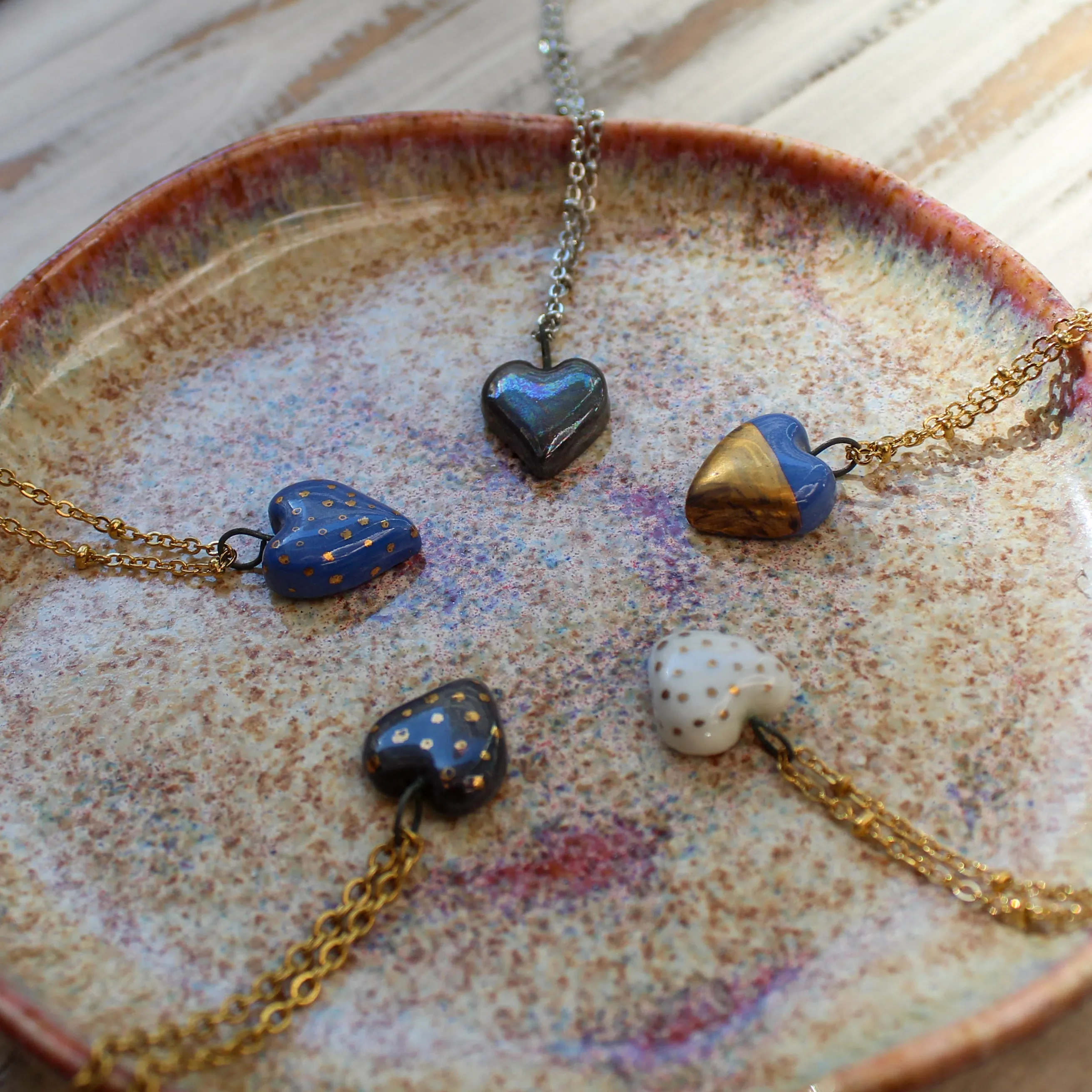 Black Heart Pendant in Porcelain "Gold Dots"