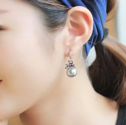 Fashion Luxury Vintage Pearl Drop Earrings - 2 Colors